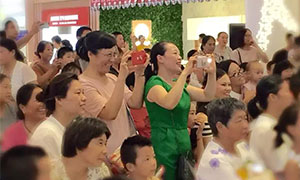 居然之家安徽分公司长江东路店&ldquo;激情八月、快乐感恩&rdquo;少儿才艺汇报表演