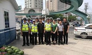 居然所见，皆有温度&mdash;&mdash;安徽分公司淮南店慰问一线交警 